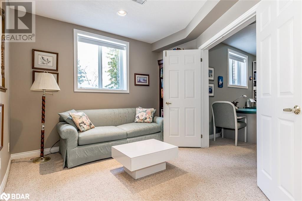 Listing 40384472 - Large Photo # 33