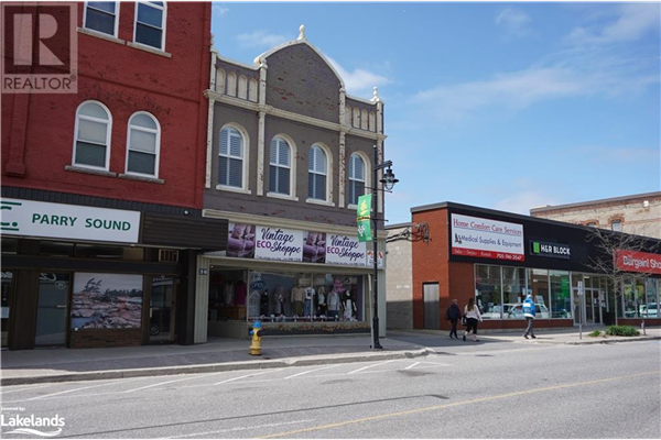 36 JAMES Street, Parry Sound
