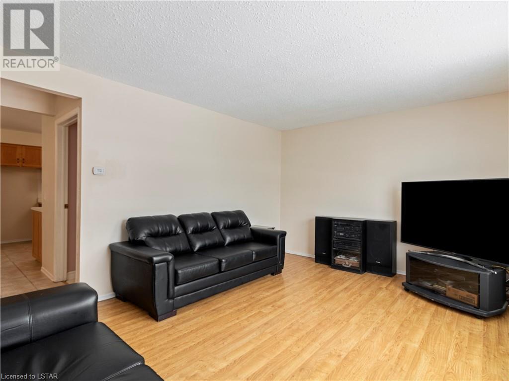 Listing 40384500 - Large Photo # 12
