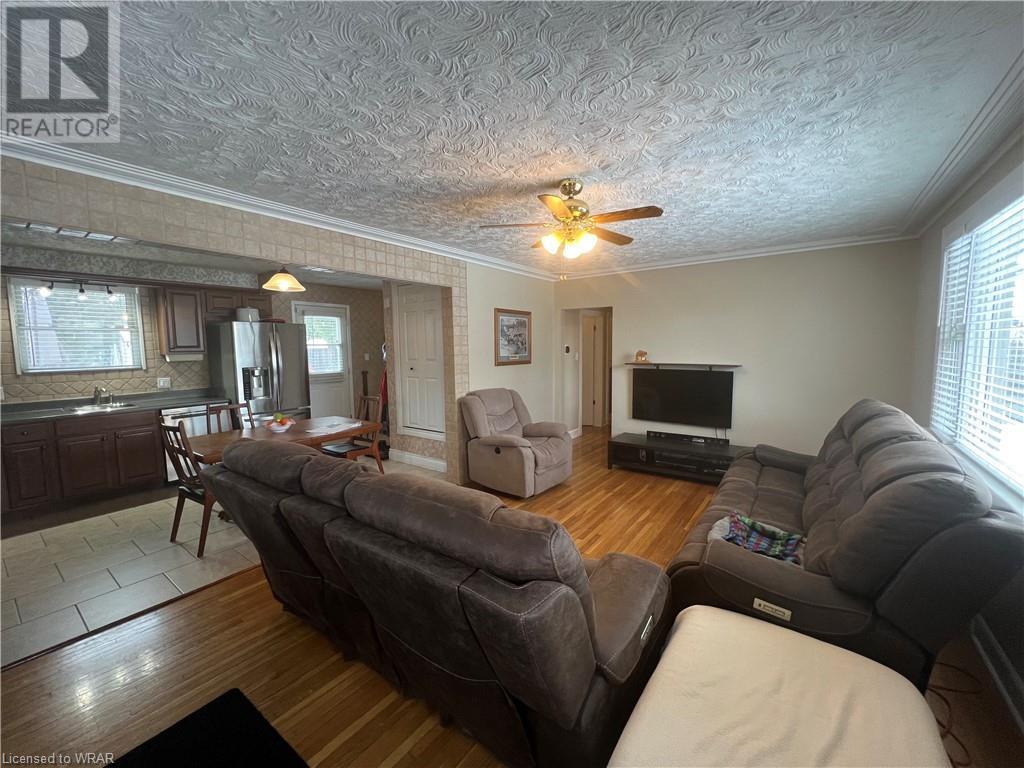 Listing 40384700 - Large Photo # 11