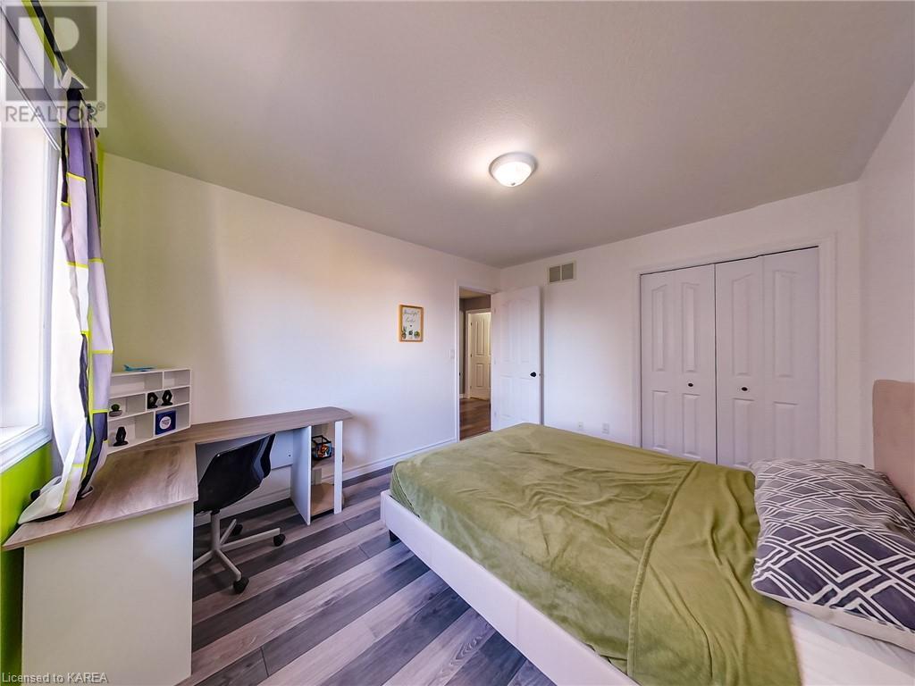 Listing 40384825 - Large Photo # 38
