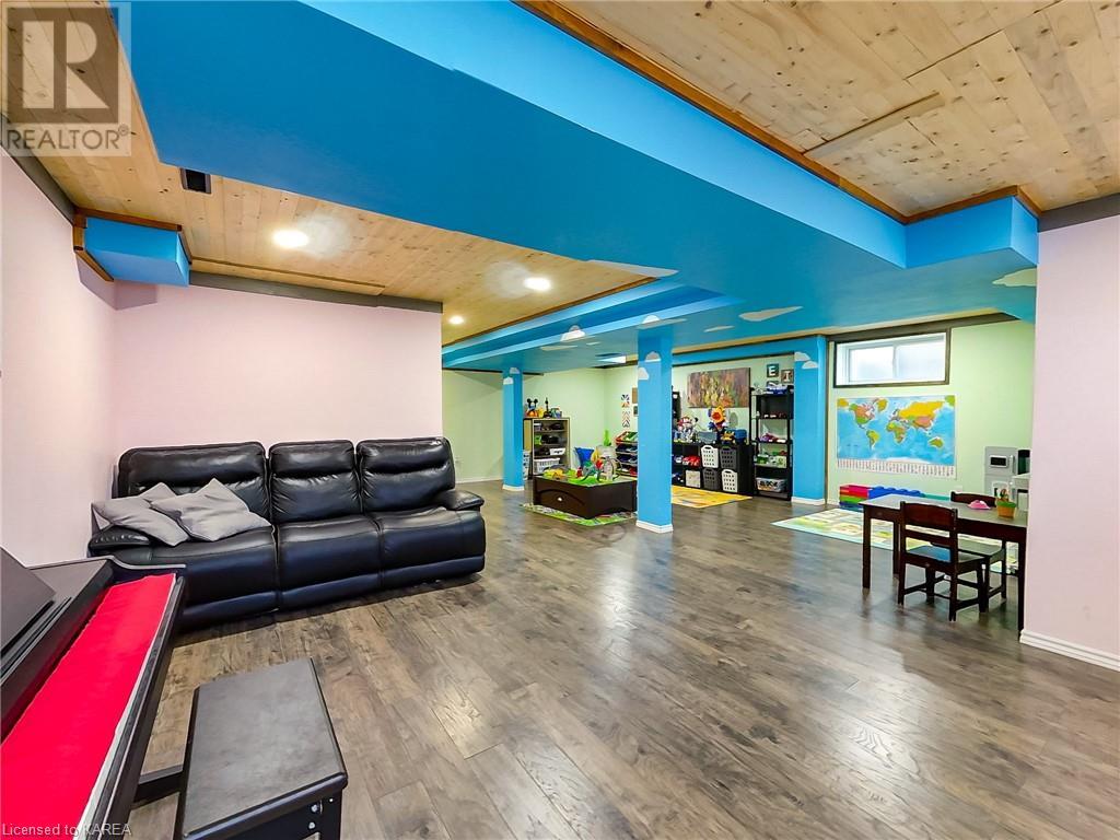 Listing 40384825 - Large Photo # 46