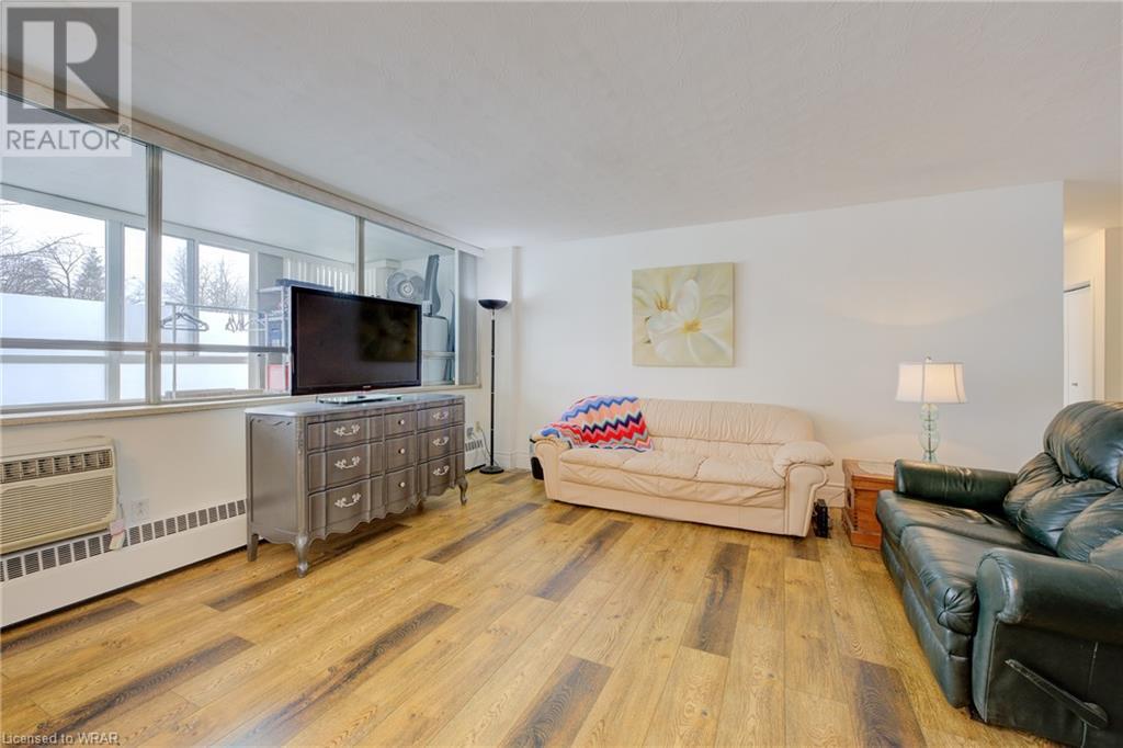 Listing 40384903 - Large Photo # 10