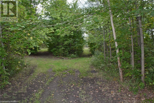 3037 CROW LAKE Road, Sharbot Lake