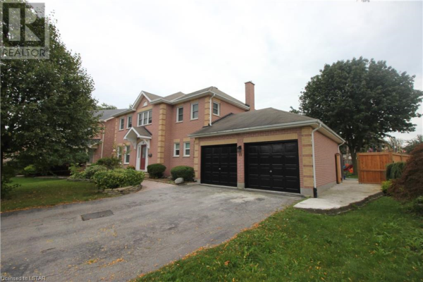 18 MEADOWRIDGE Crescent, London