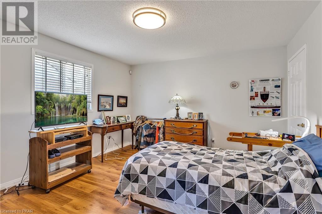 Listing 40384985 - Large Photo # 17