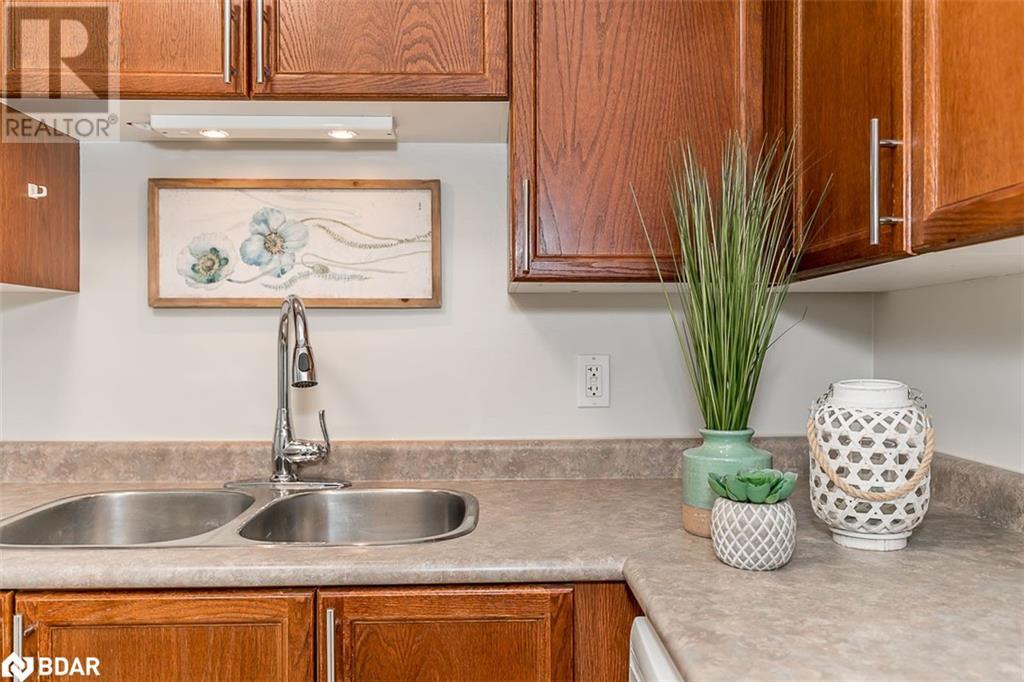 Listing 40384992 - Large Photo # 7