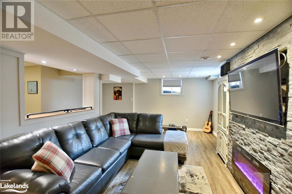 Listing 40385110 - Large Photo # 35