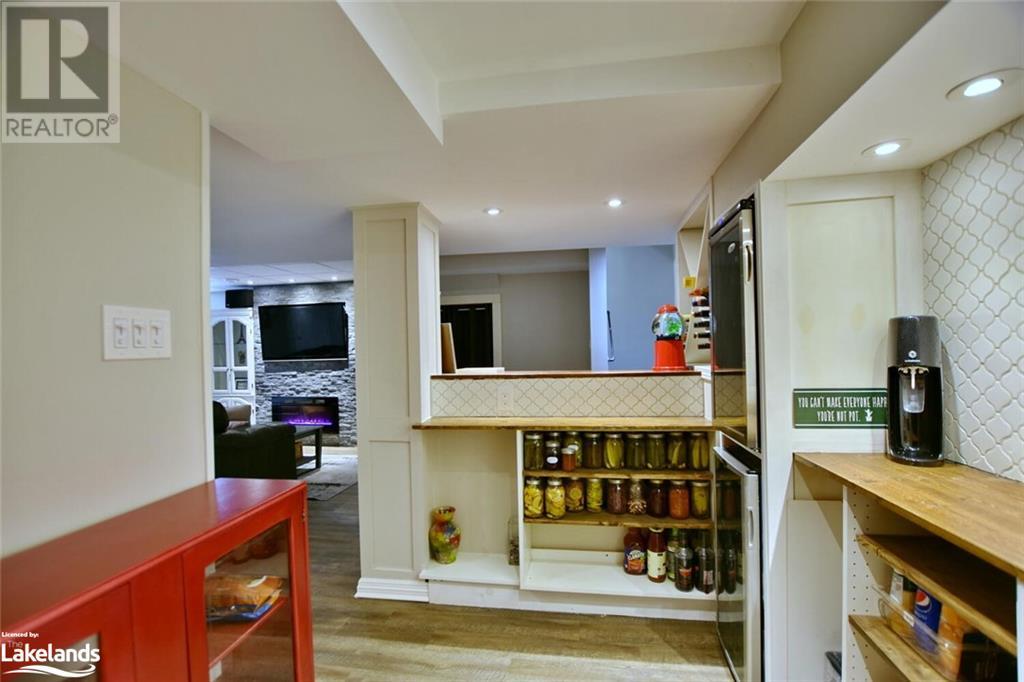 Listing 40385110 - Large Photo # 40