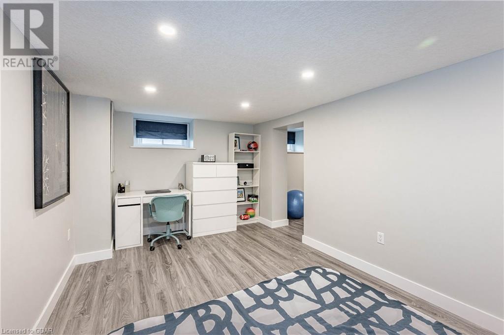 Listing 40385252 - Large Photo # 33