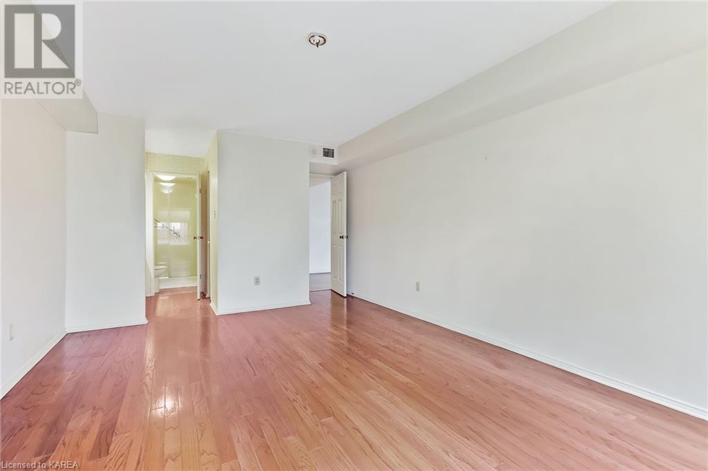 Listing 40385258 - Large Photo # 41