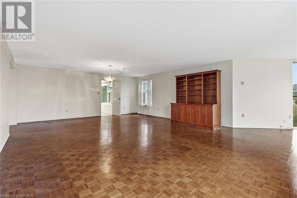 Listing 40385258 - Large Photo # 36