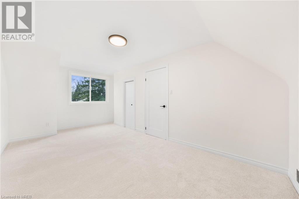 Listing 40385350 - Large Photo # 32