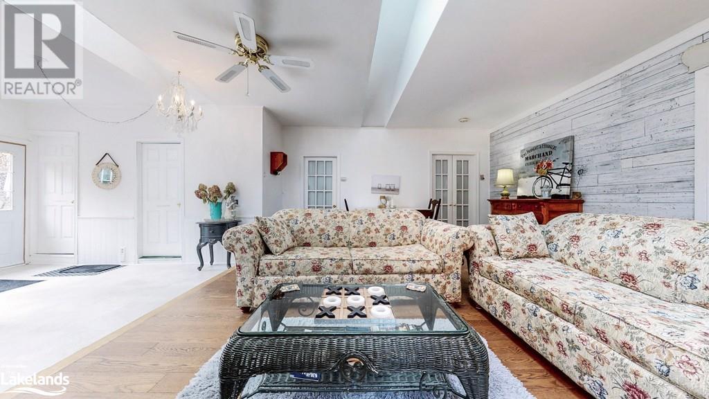 Listing 40385459 - Large Photo # 6