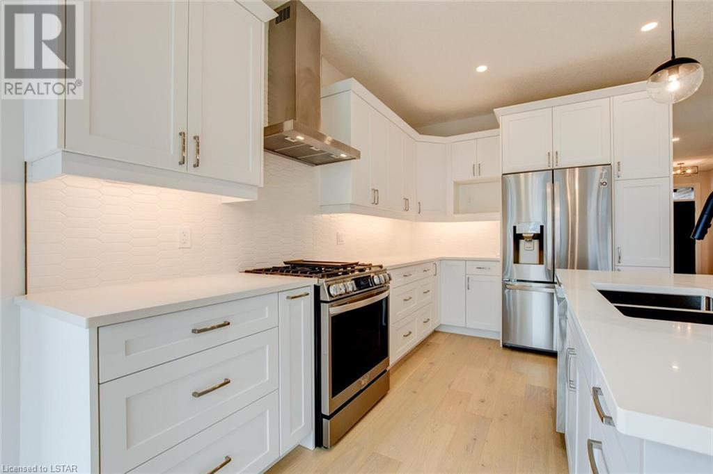 Listing 40385533 - Large Photo # 17