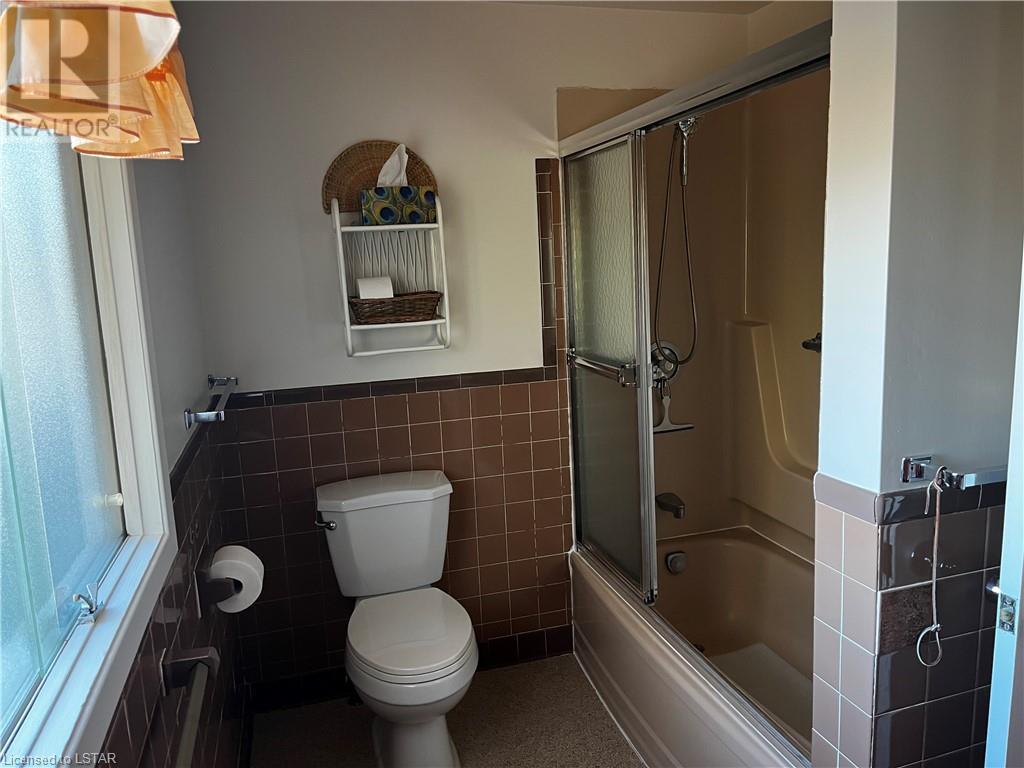Listing 40385617 - Large Photo # 7