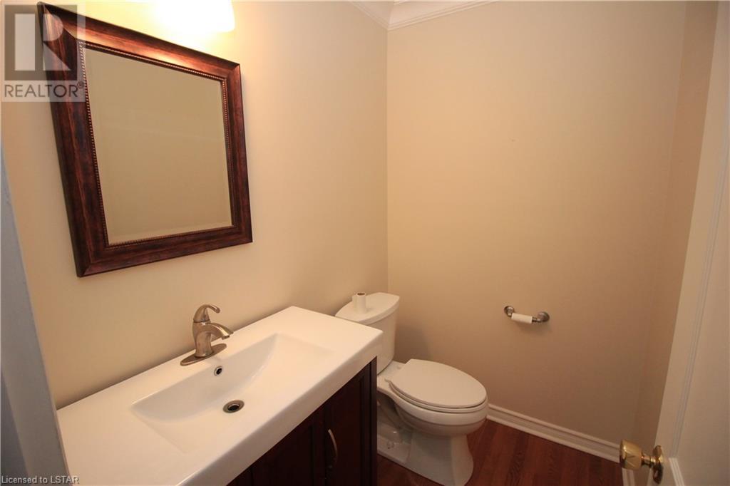 Listing 40385632 - Large Photo # 3