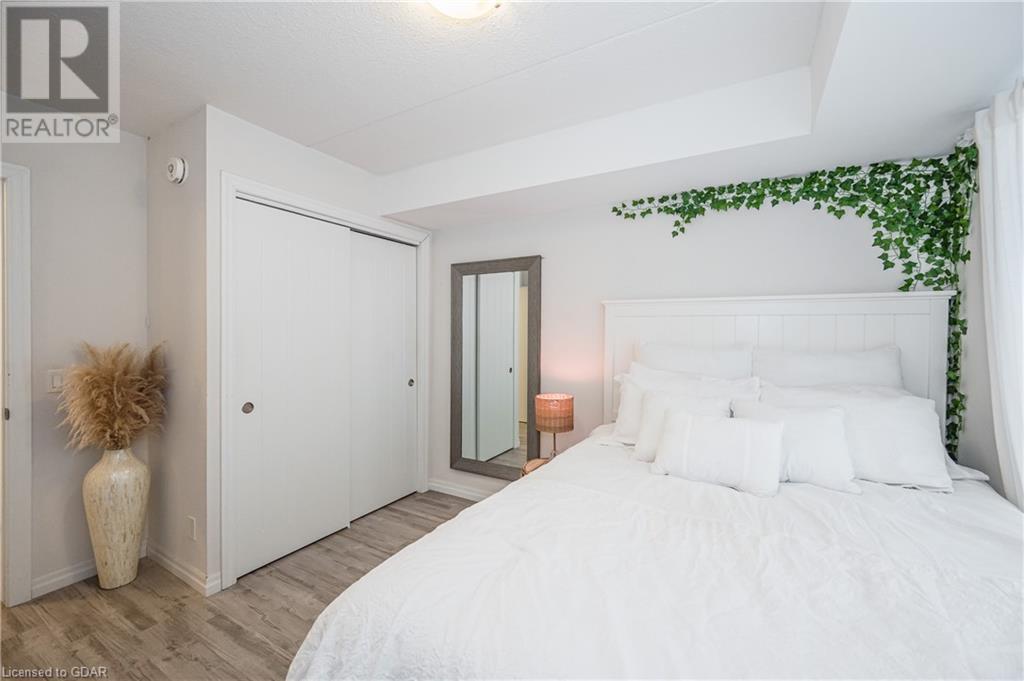 Listing 40385643 - Large Photo # 15