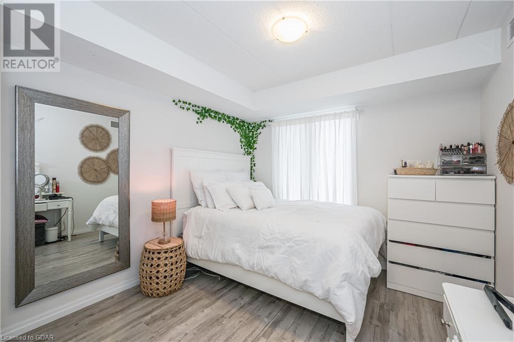 Listing 40385643 - Large Photo # 14