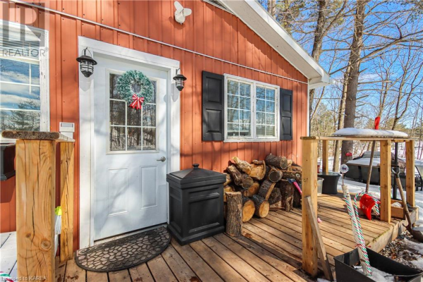8781 HIGHWAY 41, Kaladar