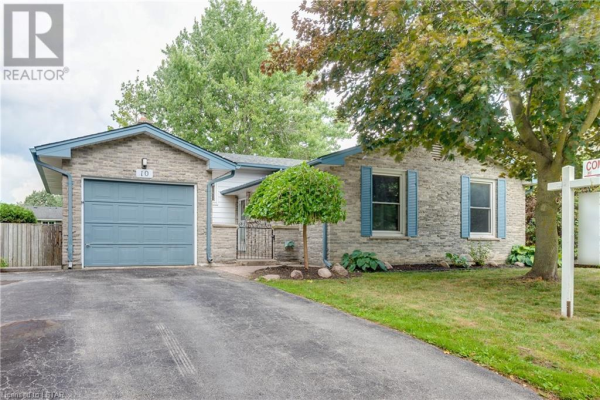 10 COTTONWOOD Crescent, London