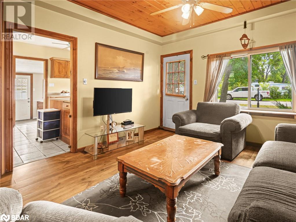 Listing 40385753 - Large Photo # 12