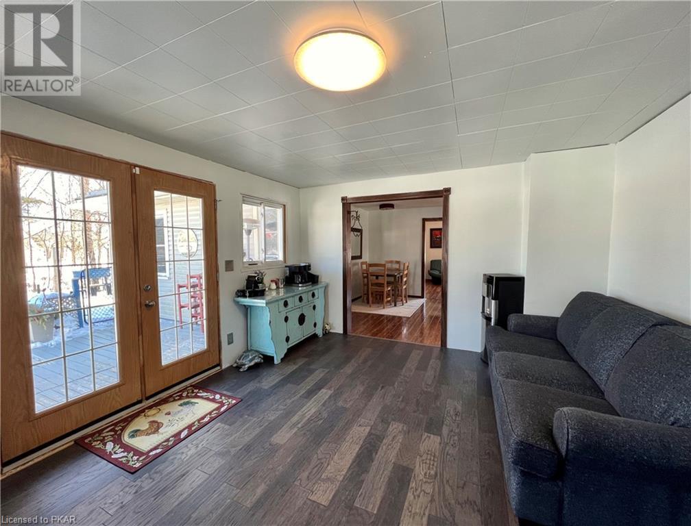 Listing 40385911 - Large Photo # 19
