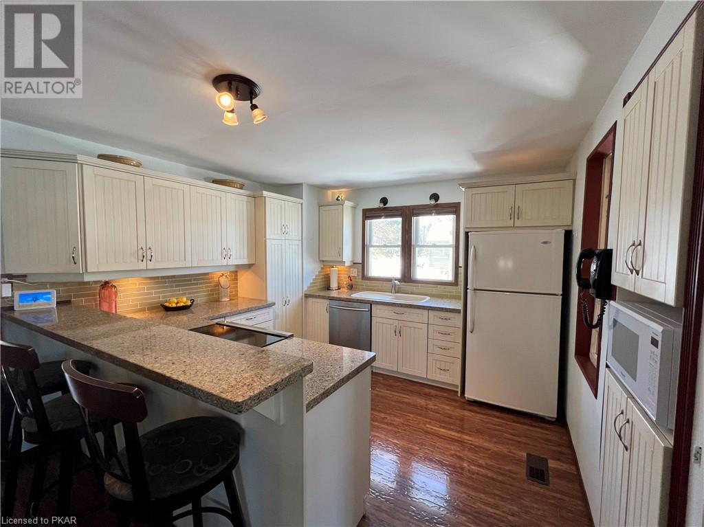 Listing 40385911 - Large Photo # 11