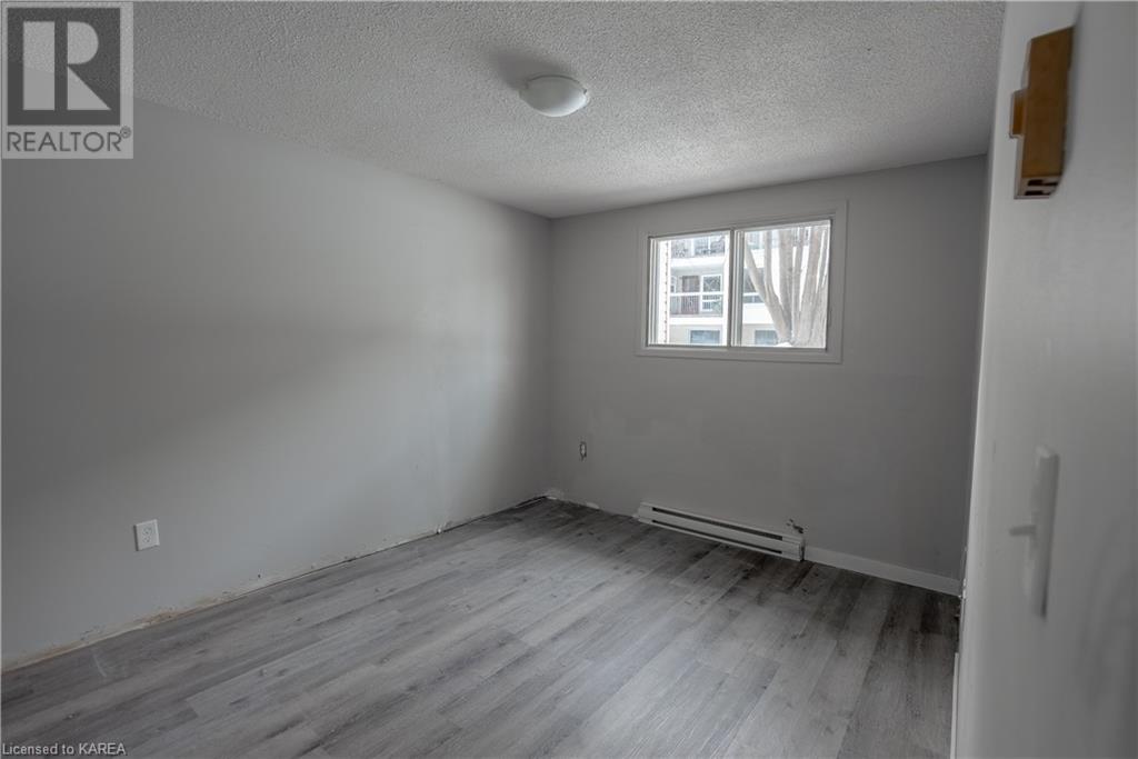Listing 40385998 - Large Photo # 16