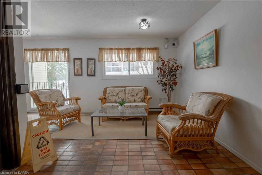 Listing 40385998 - Large Photo # 5
