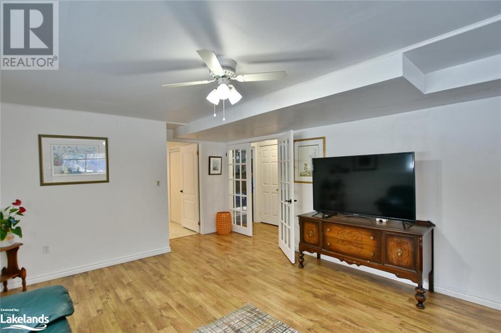 Listing 40386045 - Large Photo # 32
