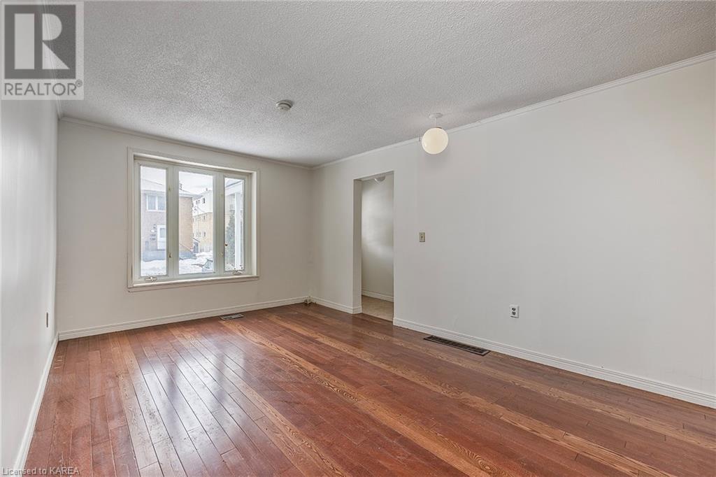 Listing 40386061 - Large Photo # 4