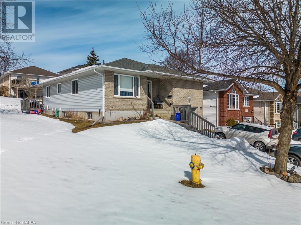 Listing 40386131 - Large Photo # 1
