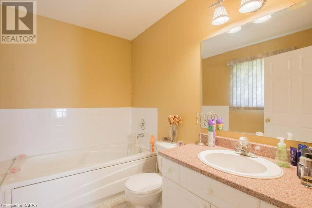 Listing 40386131 - Large Photo # 10
