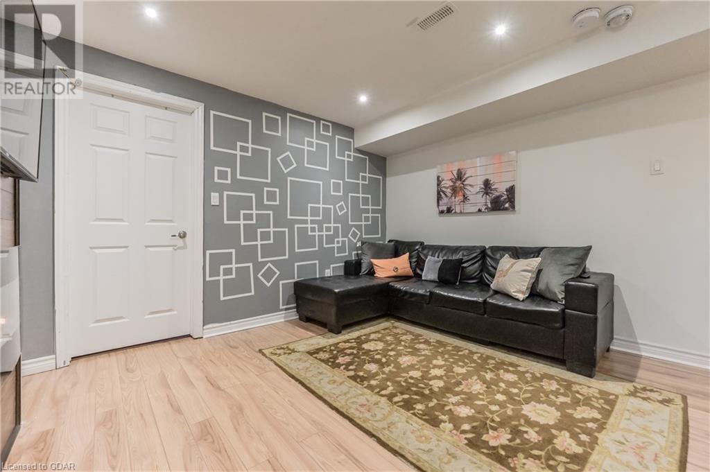 Listing 40386132 - Large Photo # 32
