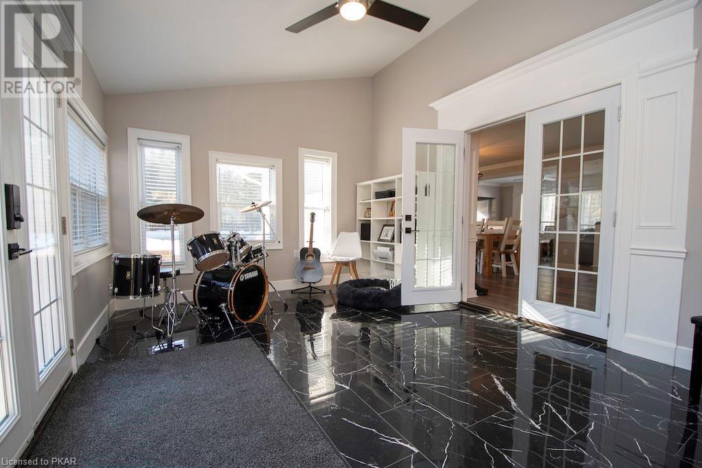 Listing 40386191 - Large Photo # 38