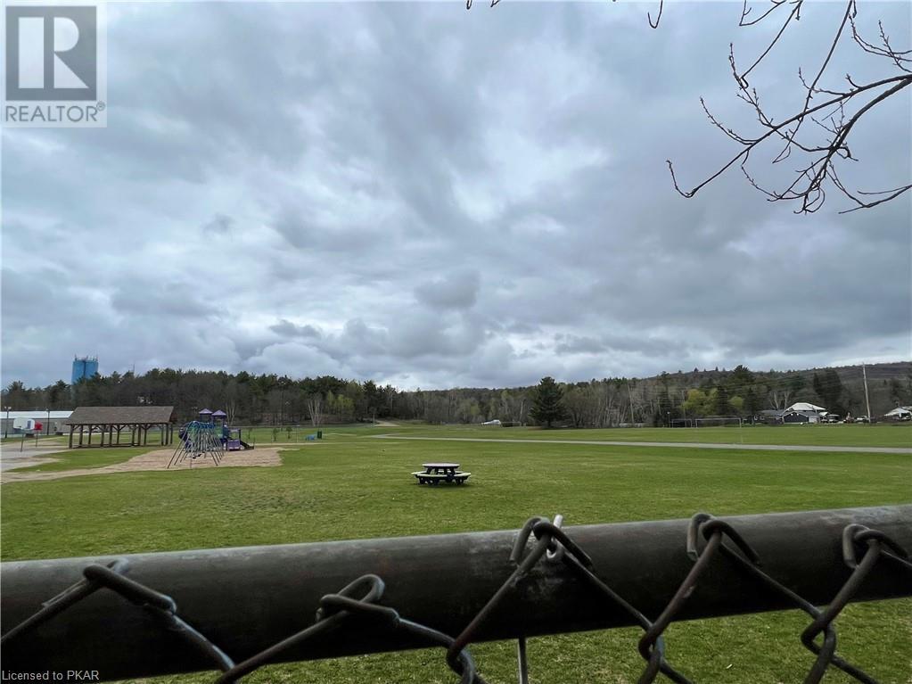 Listing 40386413 - Large Photo # 4