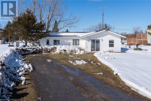 55 3RD CONCESSION Road, Napanee