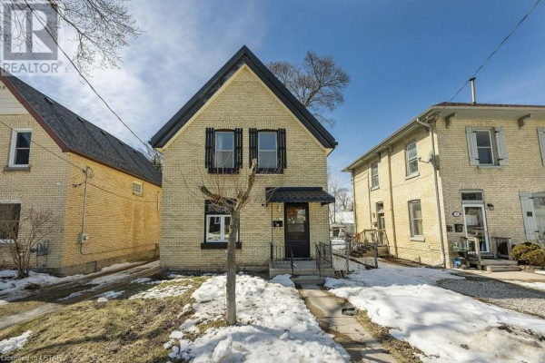 13 KITCHENER Avenue, London