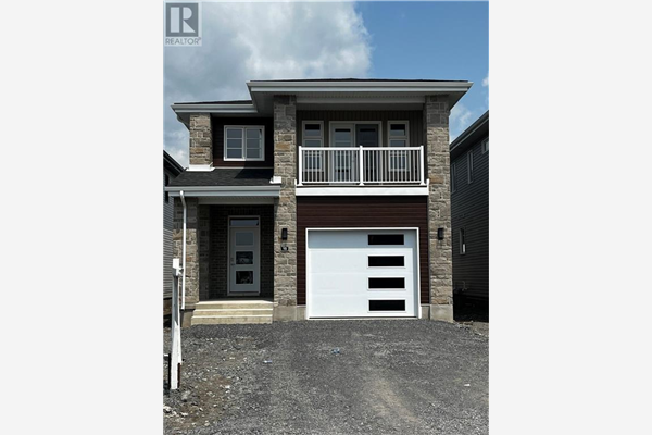 15 WALDEN POND Drive, Amherstview