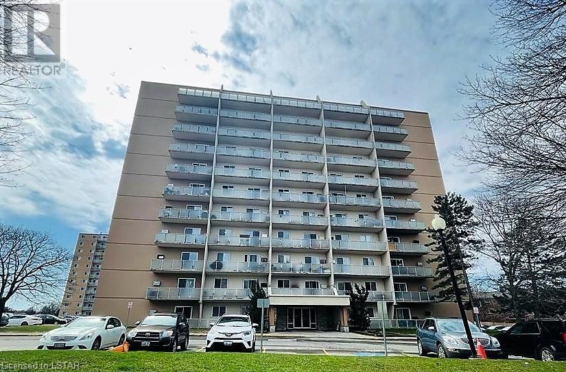 Listing 40386950 - Large Photo # 1