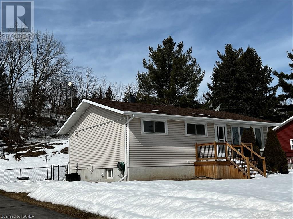 Listing 40387122 - Large Photo # 1