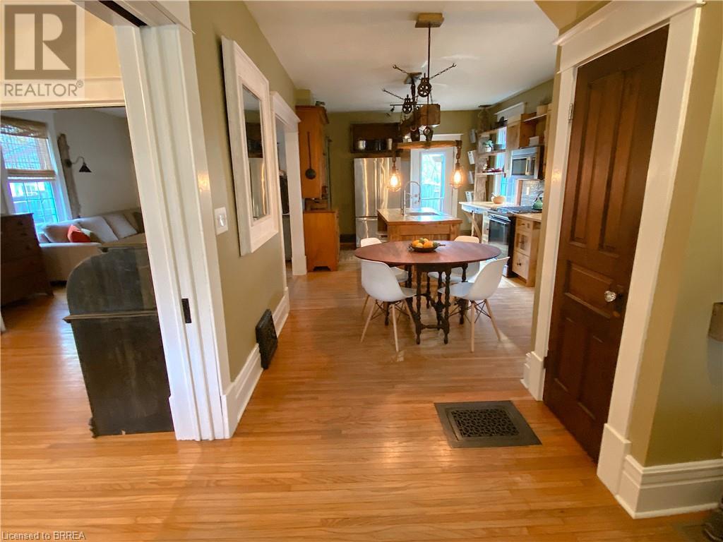 Listing 40387155 - Large Photo # 6