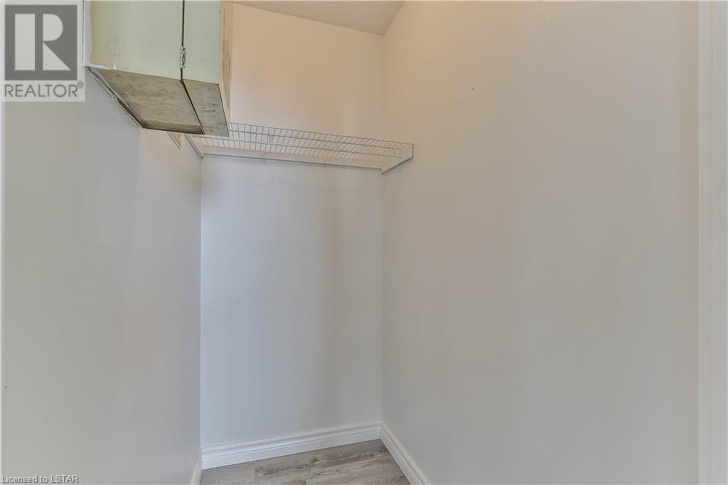 Listing 40387176 - Large Photo # 25