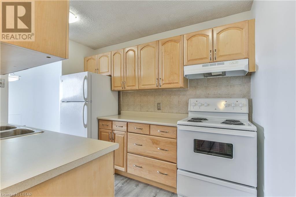 Listing 40387176 - Large Photo # 20