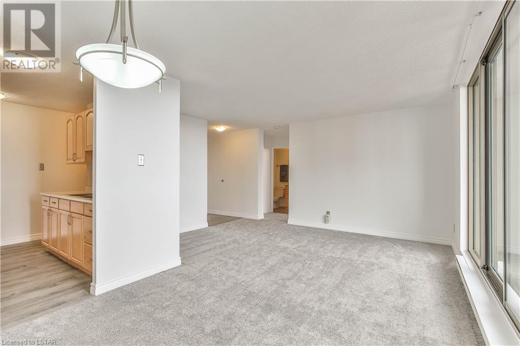 Listing 40387176 - Large Photo # 15