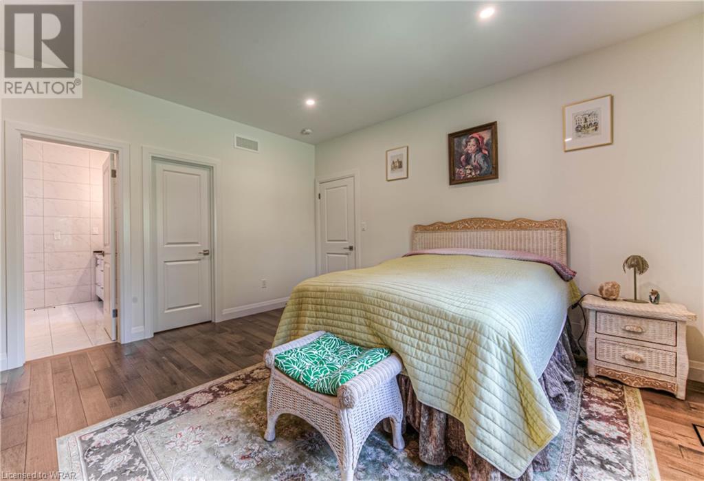 Listing 40387191 - Large Photo # 31