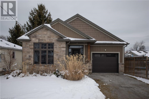 21 TRACEY Road, St. Catharines