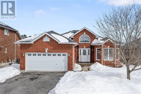 22 NAUTICAL Lane, Brighton