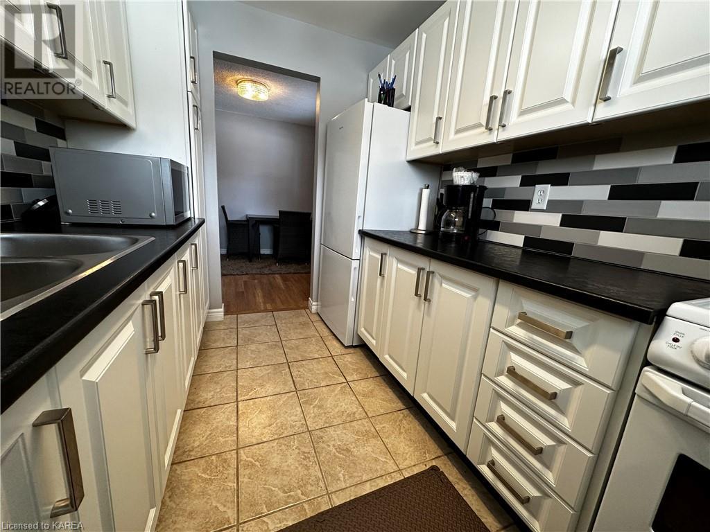 Listing 40387242 - Large Photo # 7